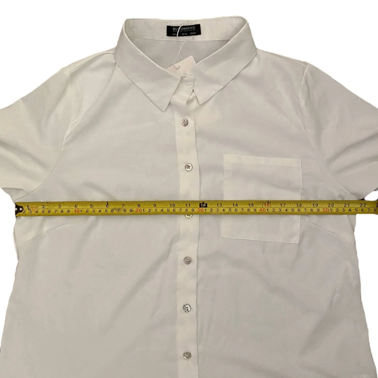 BloomChic White Long Sleeve Collared Shirt Size 12